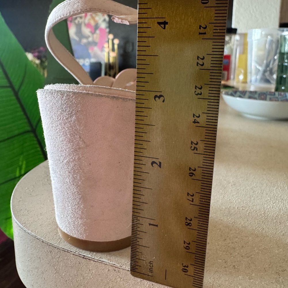 Stuart Weitzman Light Pink Suede Dancer Twistie Sandals  Heels sz 12 - Picture 10 of 10